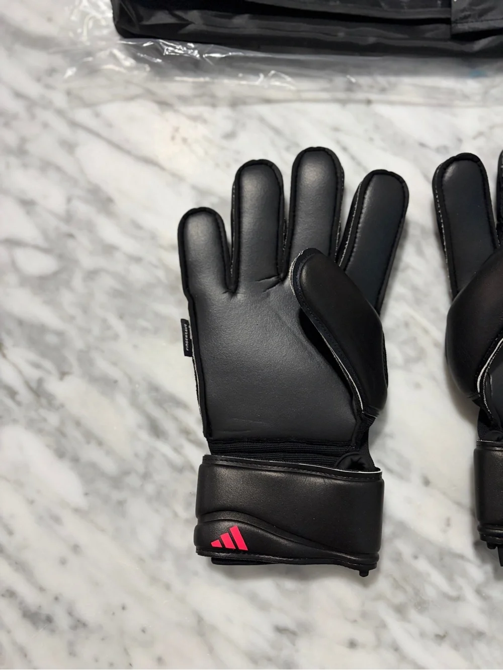 Adidas Predator Goalkeeper Gloves